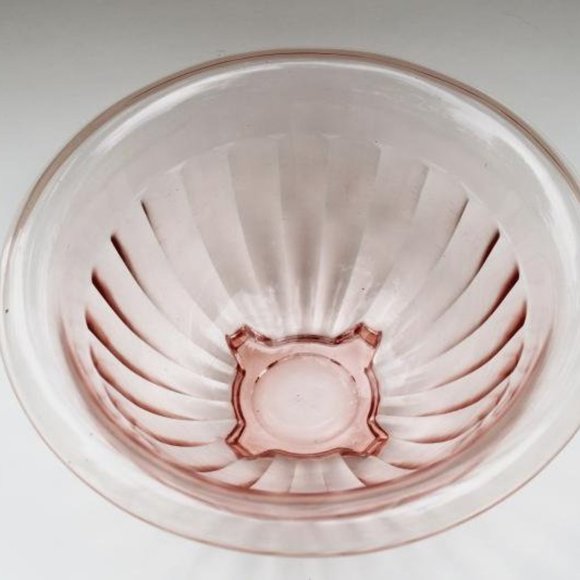 Hazel Atlas Other - 1930s Vintage Hazel Atlas Depression Pink Glass Mixing Bowl